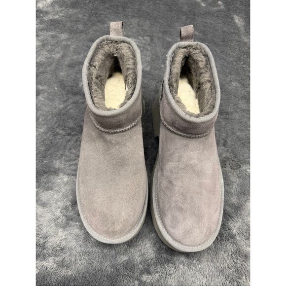 NEW Women's UGG Classic Ultra Mini New Heights Boots, size 10.  color is gray! - Picture 2 of 6